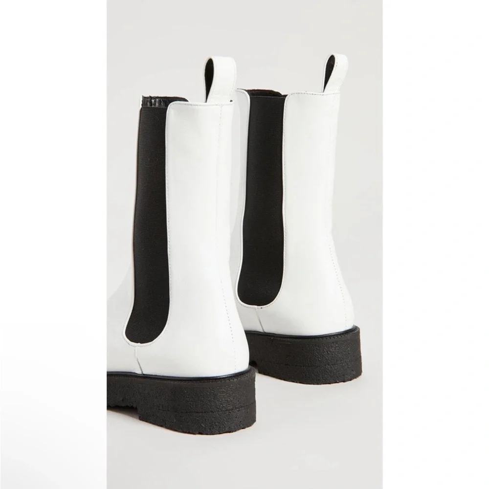 STAUD Monochrome Heeled Boots - Picture 3 of 10